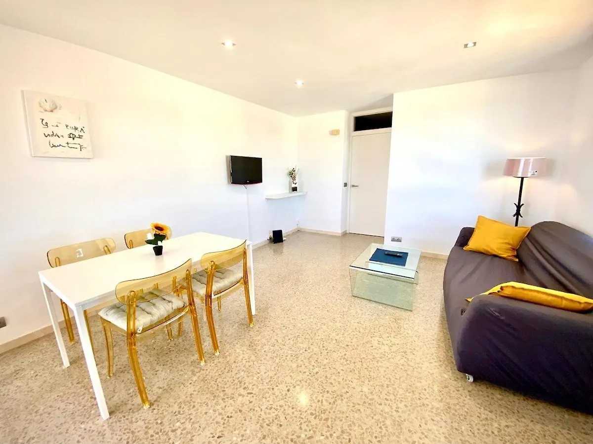 Appartamento La Carihuela Terrace, Sea Views And Pool Torremolinos Spagna
