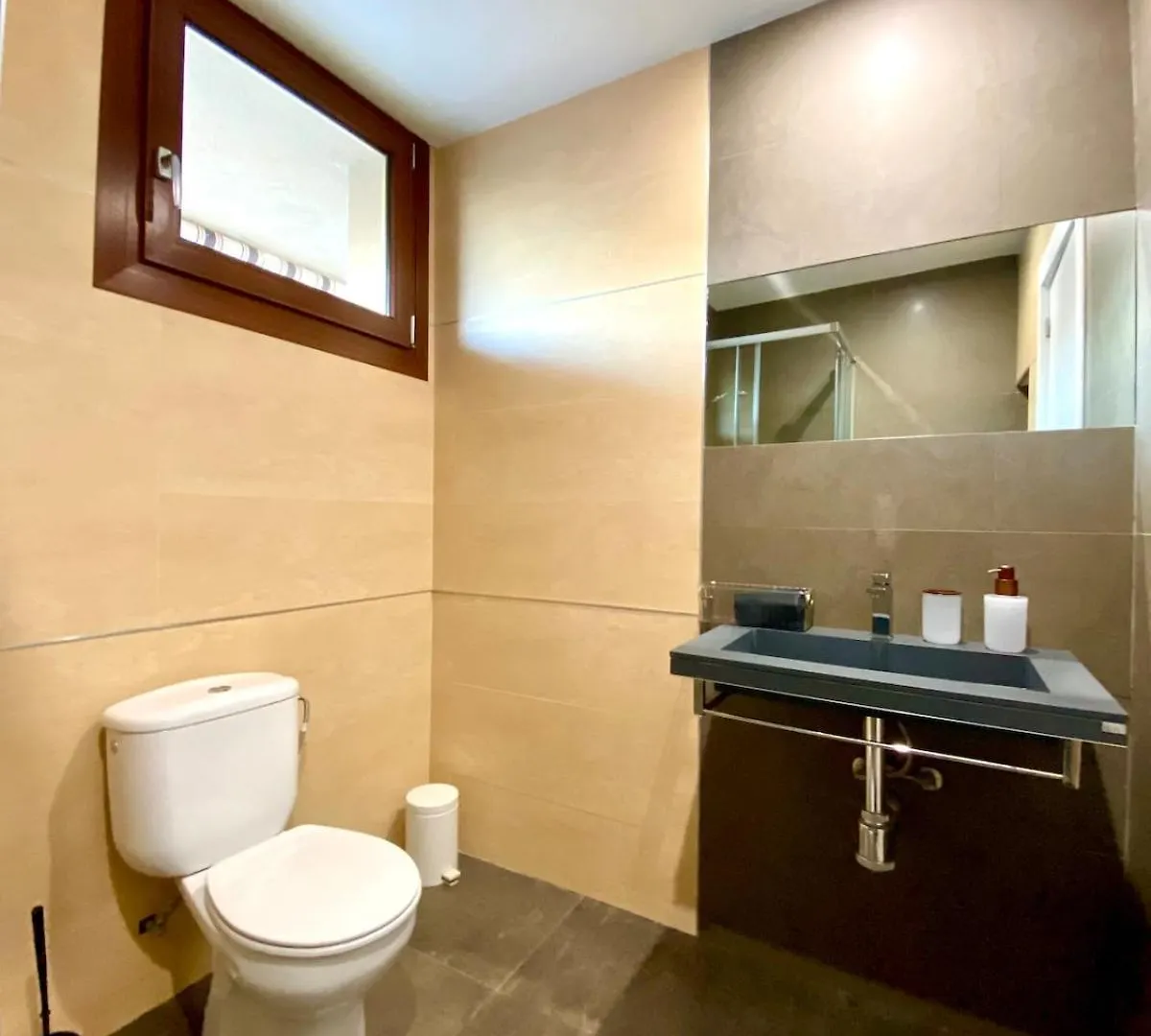 Appartamento La Carihuela Terrace, Sea Views And Pool Torremolinos