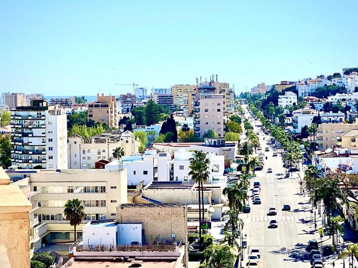 La Carihuela Terrace, Sea Views And Pool Apartment Torremolinos